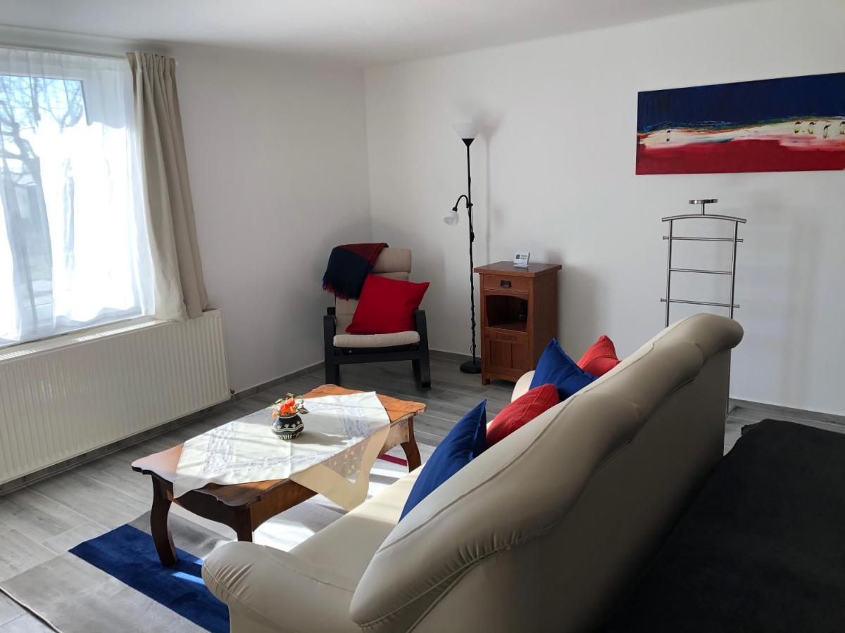 Leander Apartman Балатонакали Екстериор снимка